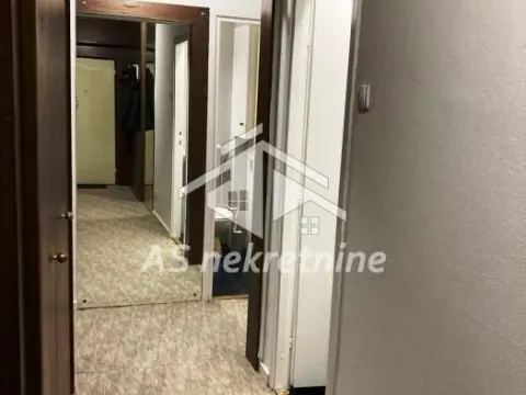 Izdavanje, trosoban stan, 90m², Novi Beograd Sve Podlokacije, Beograd - image 12
