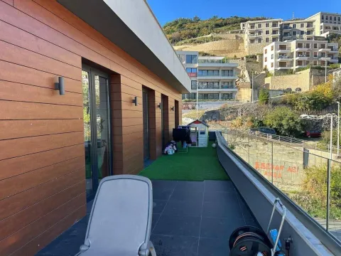 Izdavanje, trosoban stan, 130m², Budva, Crna Gora - image 6