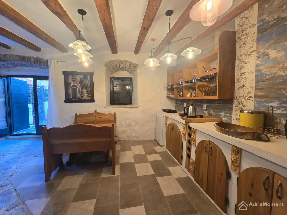 Prodaja, kuća, 185m², Jošica, Herceg Novi