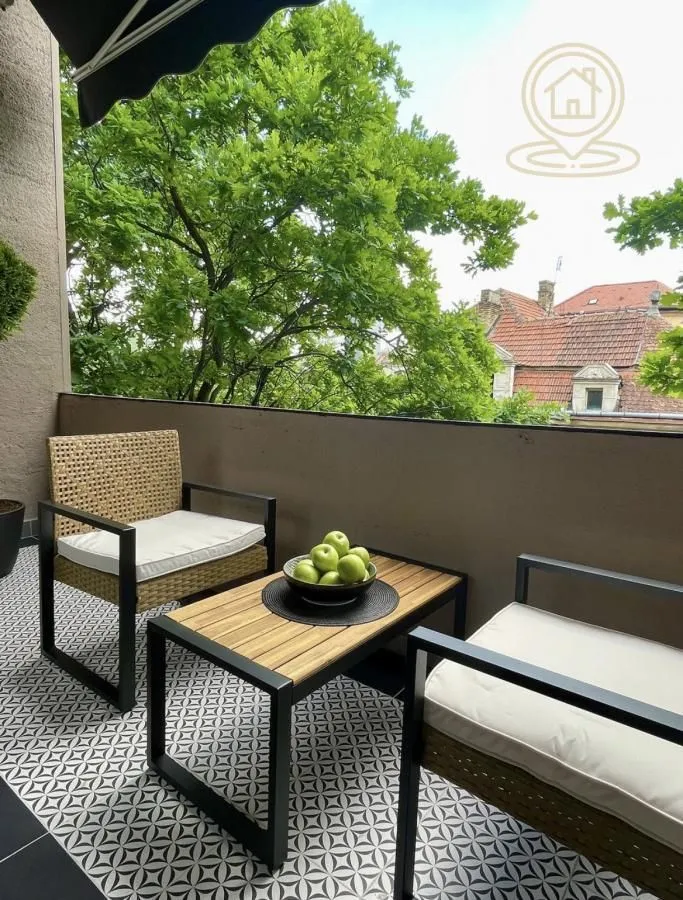 Prodaja, trosoban stan, 86m², Centar, Novi Sad