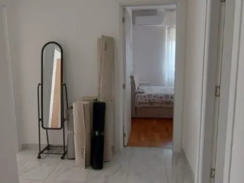 Prodaja, dvosoban stan, 70m², 1 maj, Podgorica - image 9