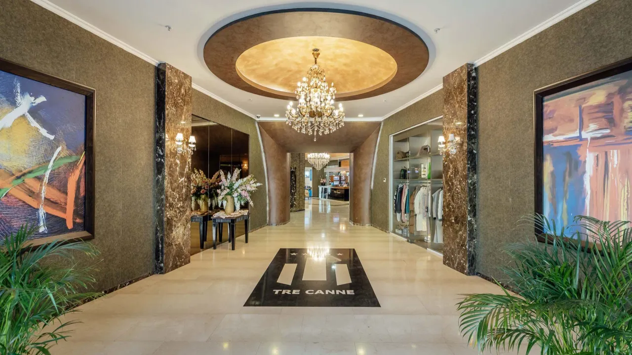 Prodaja, jednosoban stan, 63m², Tree cane, Budva