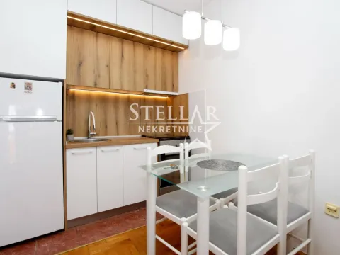 Rent, studio apartment, 27m², Stari Aerodrom, Podgorica - image 4