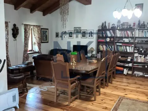 Prodaja, kuća, 250m², Kuči, Podgorica - image 13