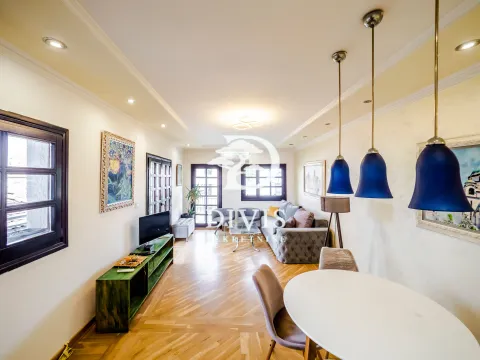 Sale, three bedroom apartment, 93m², Vračar Hram, Vračar Sve Podlokacije - image 2
