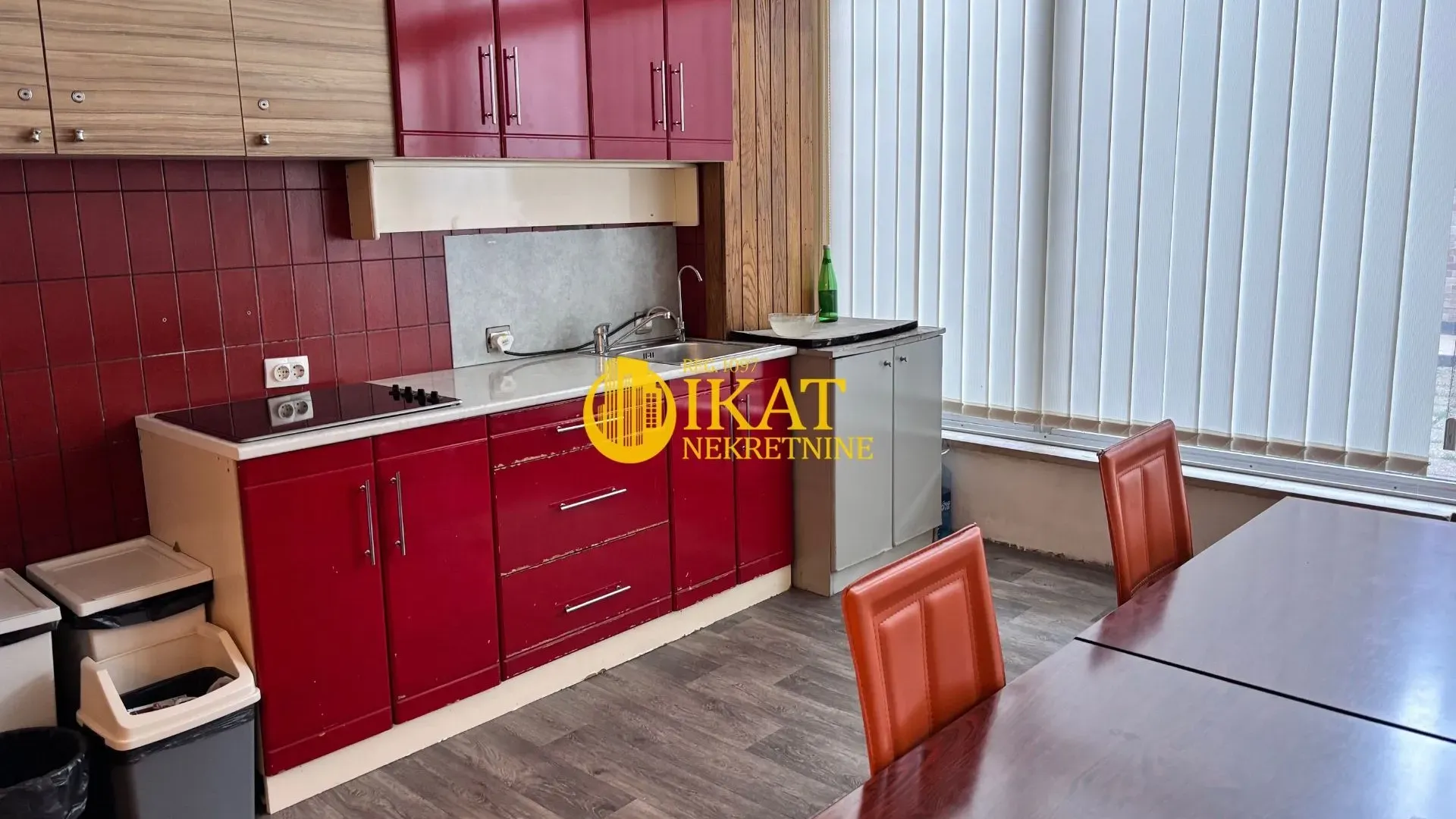 Rent, office space, 34m², Južni Bulevar, Vračar Sve Podlokacije