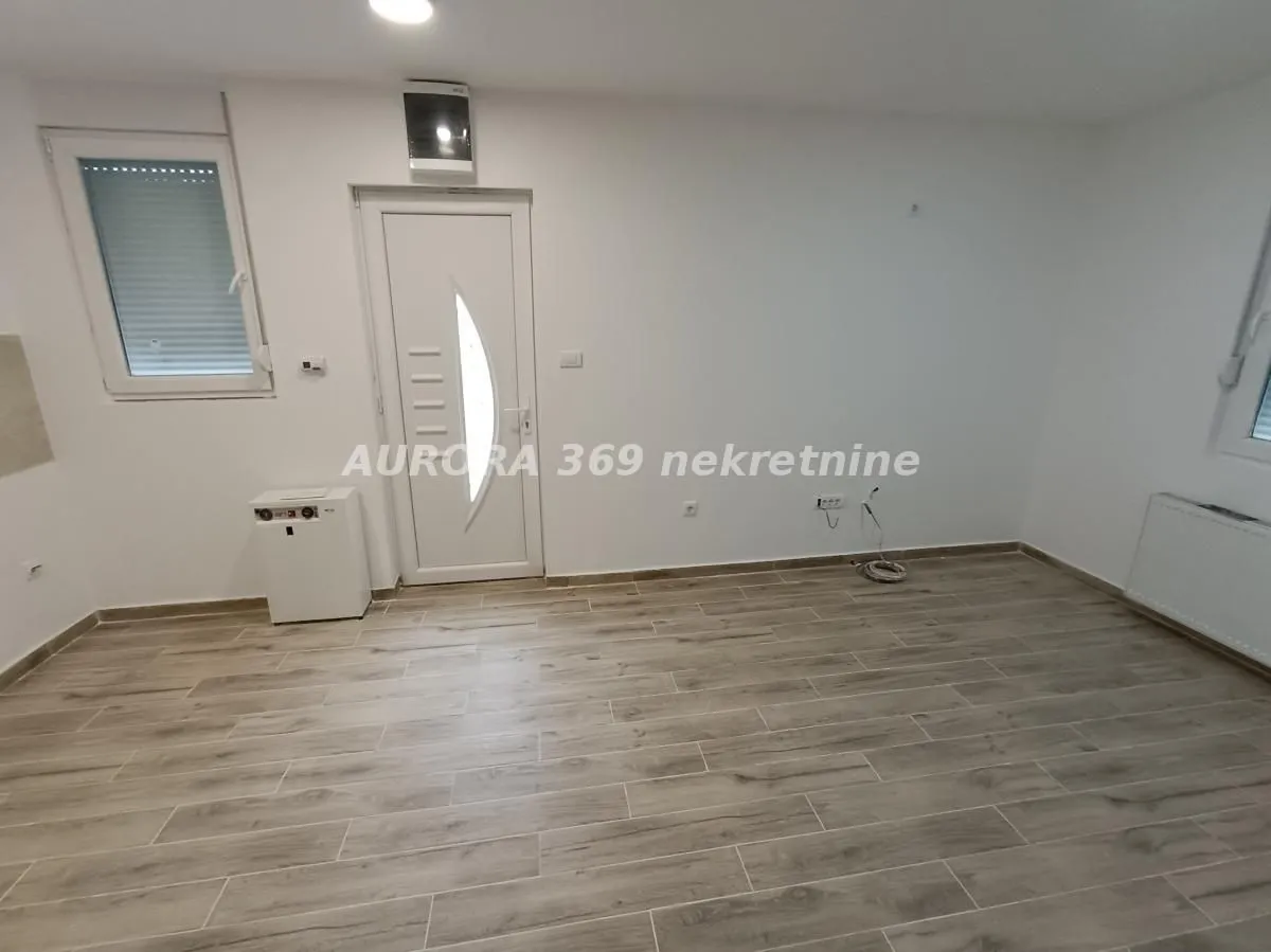 Prodaja, jednosoban stan, 32m², Adice, Novi Sad Sve Podlokacije