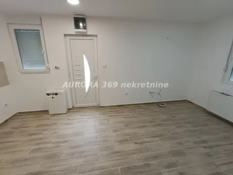 Prodaja, jednosoban stan, 32m², Adice, Novi Sad Sve Podlokacije - image 2