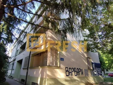 Izdavanje, poslovni prostor, 40m², Centar, Podgorica - image 16
