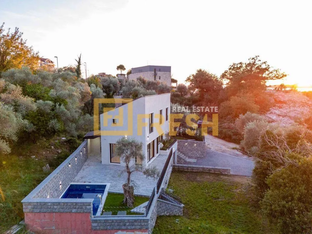 Sale, house, 240m², Budva, Crna Gora
