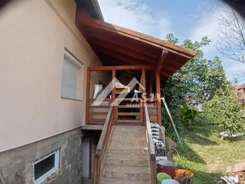 Izdavanje, kuća, 90m², Adice, Novi Sad Sve Podlokacije - image 11