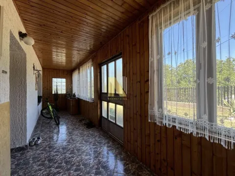 Prodaja, kuća, 200m², Ledinci, Petrovaradin - image 6