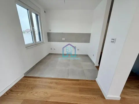 Prodaja, stan, 179m², Telep, Novi Sad Sve Podlokacije - image 22