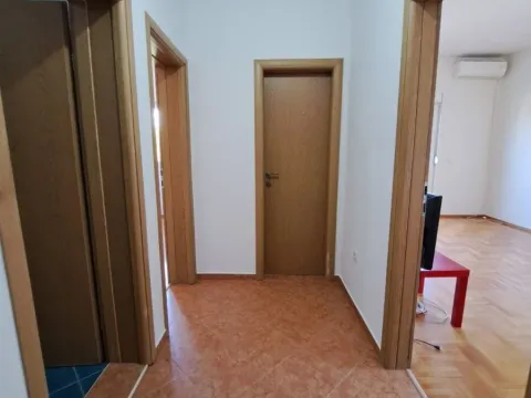 Rent, one bedroom apartment, 47m², Zabjelo, Podgorica - image 4