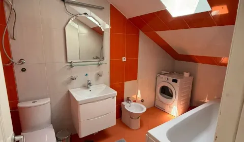 Izdavanje, dvosoban stan, 83m², Preko Morače, Podgorica - image 13