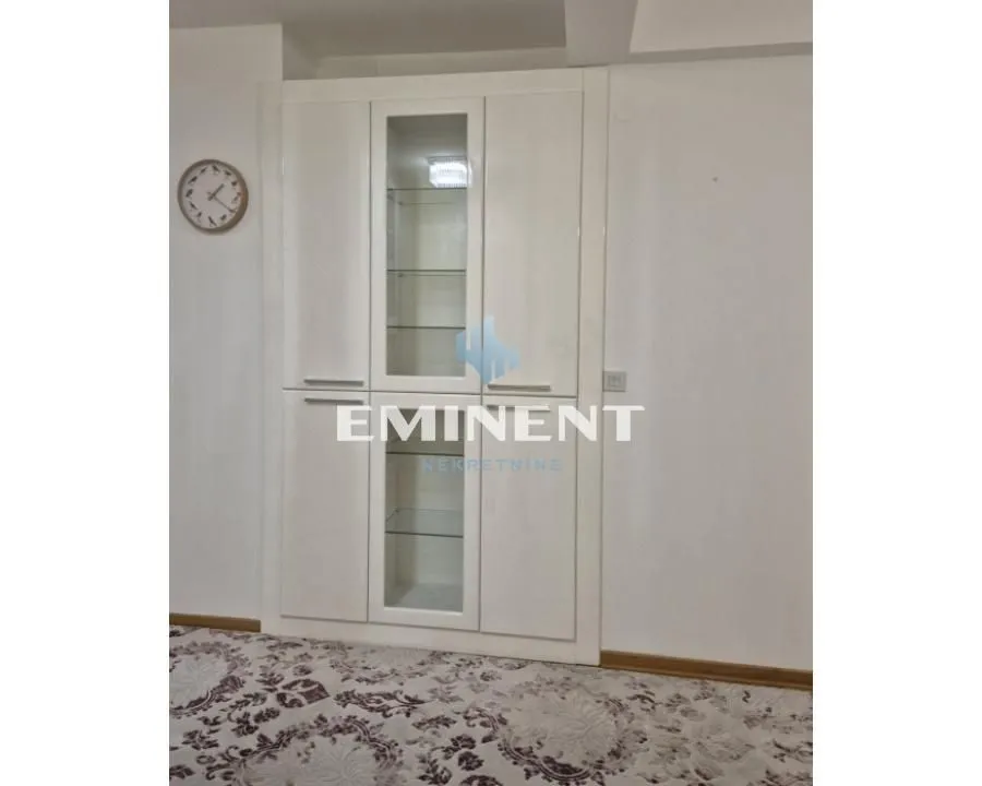 Izdavanje, dvosoban stan, 50m², Lion, Zvezdara Sve Podlokacije