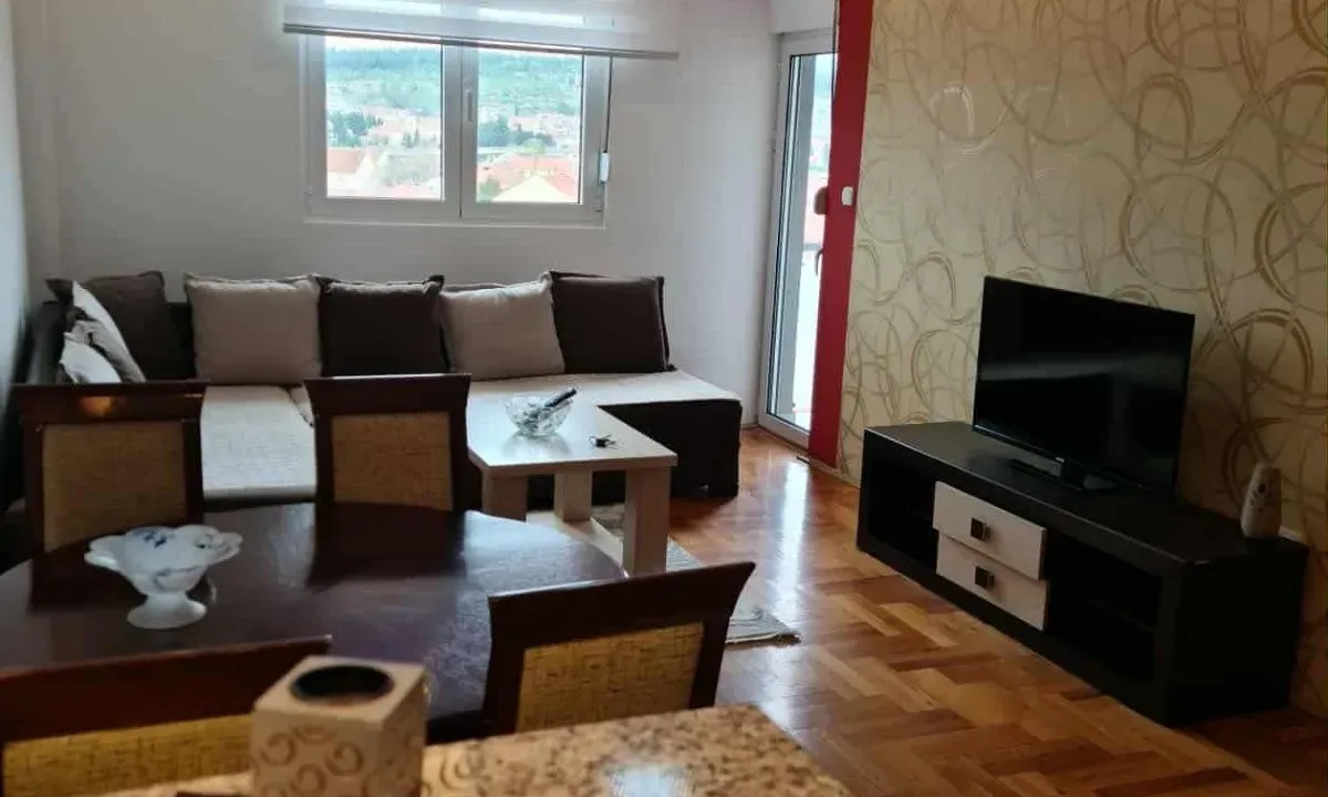 Rent, one bedroom apartment, 42m², Stari Aerodrom, Podgorica