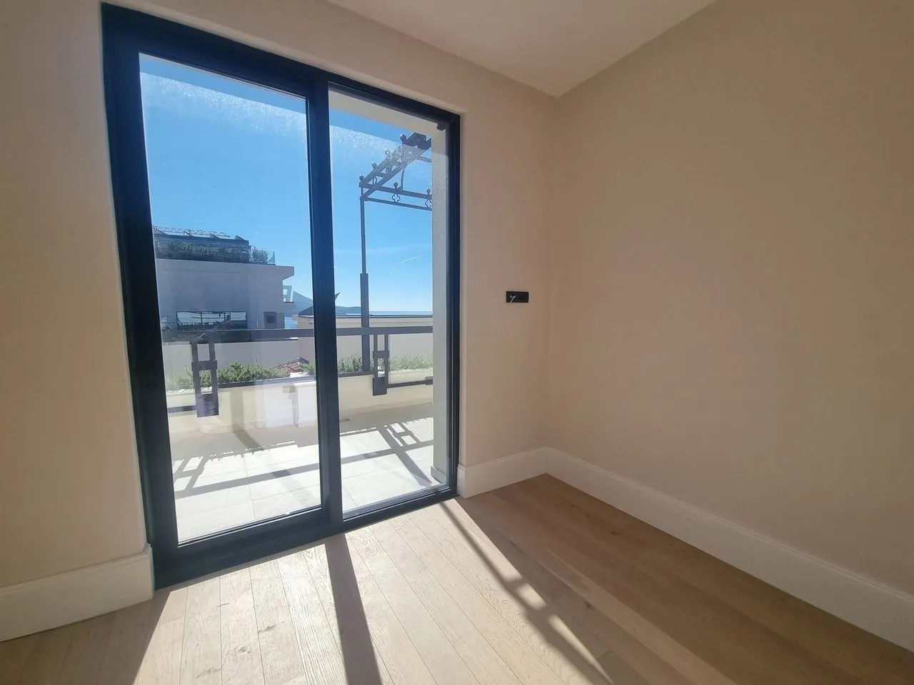 Sale, two bedroom apartment, 113m², Bečići, Budva