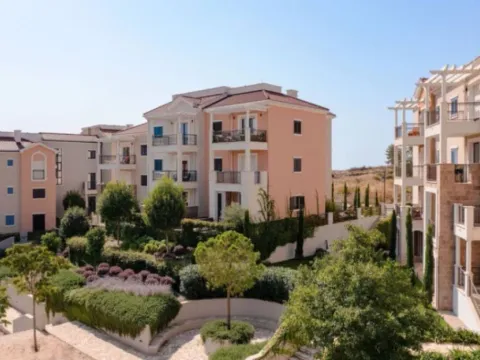 Sale, two bedroom apartment, 72m², Luštica, Herceg Novi - image 8