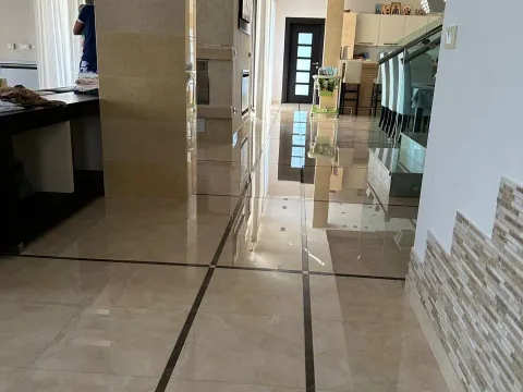 Prodaja, kuća, 300m², Budva, Crna Gora - image 10