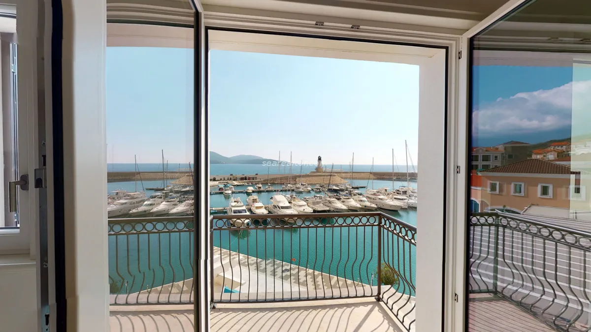 Prodaja, jednosoban stan, 74m², Luštica Bay, Tivat