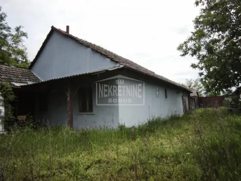 Kuća in Železničko Naselje