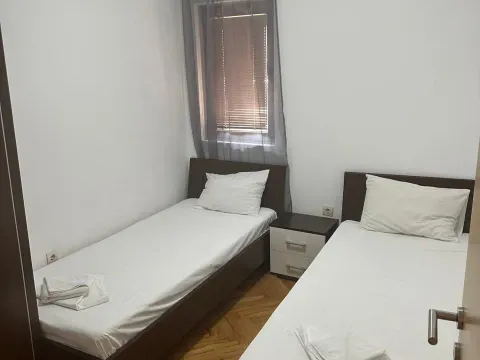 Rent, three bedroom apartment, 80m², Centar, Budva - image 5