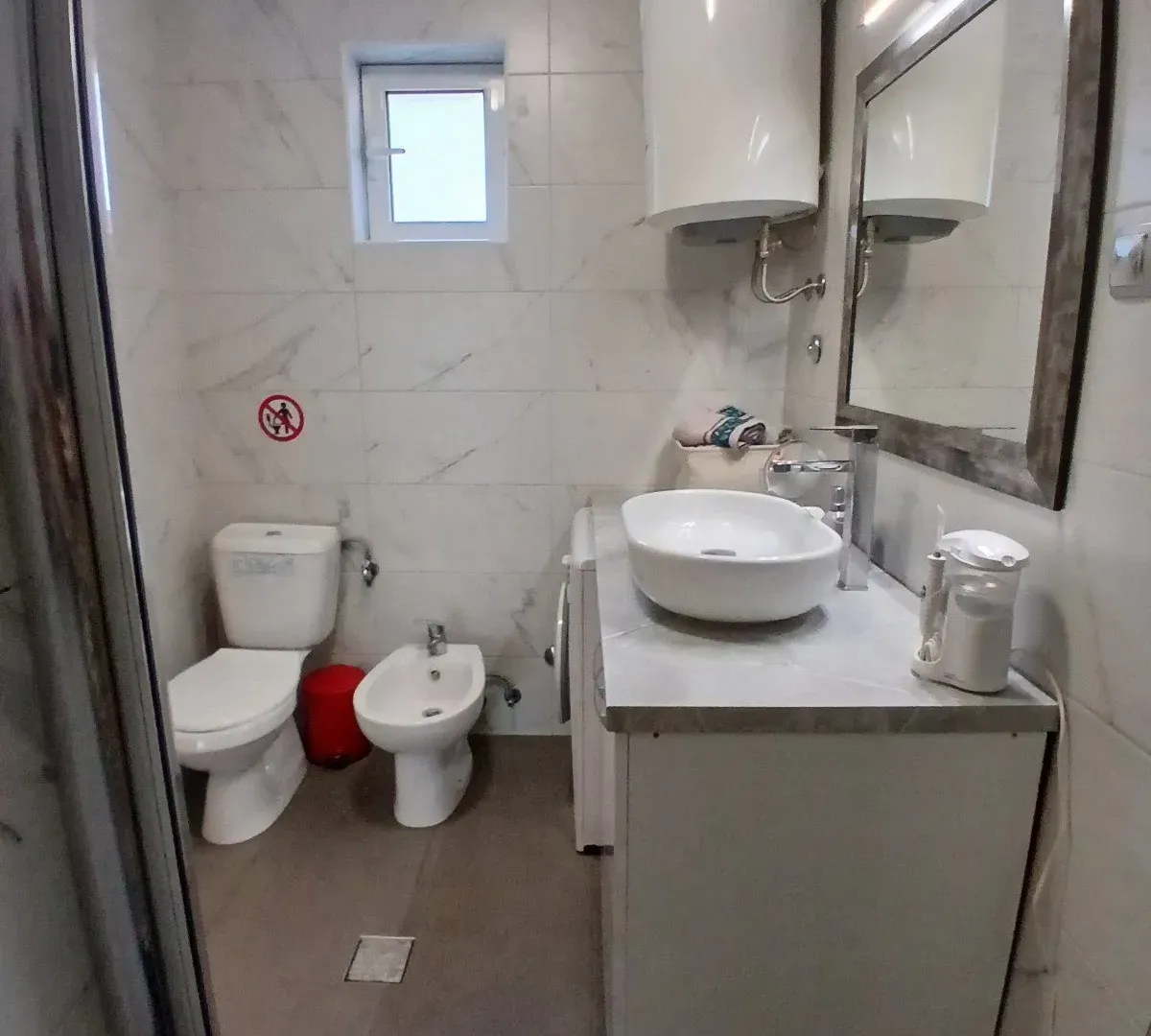 Rent, two bedroom apartment, 54m², Dobrota, Kotor