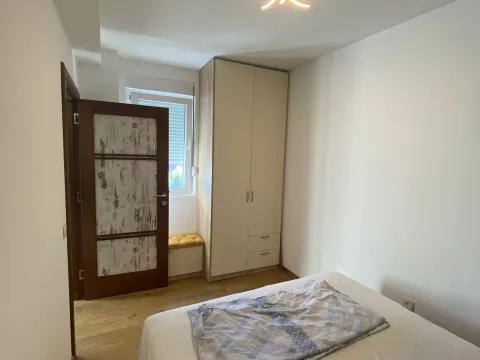 Izdavanje, jednosoban stan, 50m², Podkošljun, Budva - image 5