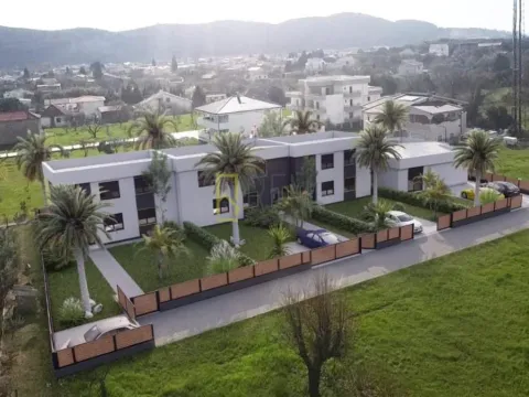 Prodaja, kuća, 134m², Bar, Crna Gora