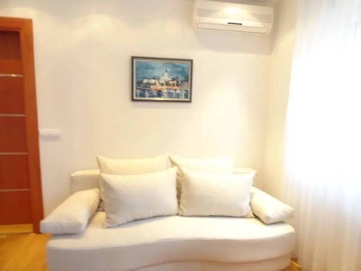 Prodaja, četvorosoban stan, 107m², Vračar Sve Podlokacije, Beograd
