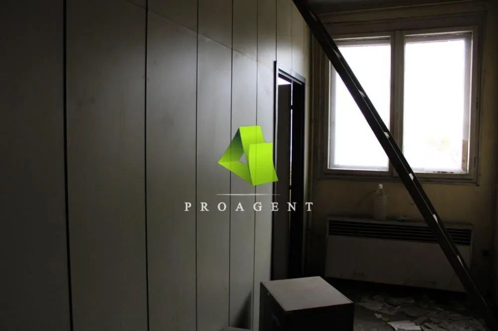Rent, office space, 828m², Medijana, Niš