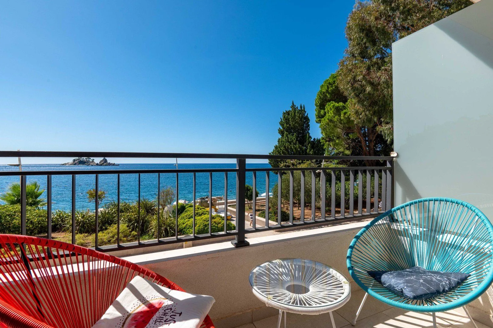 Sale, one bedroom apartment, 46m², Petrovac, Budva