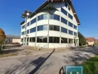 Izdavanje, poslovni prostor, 1300m², Supska, Ćuprija - image 23