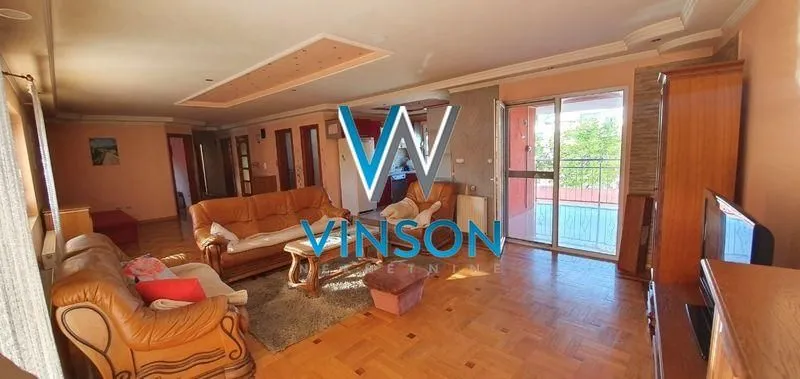 Rent, four bedroom apartment, 198m², Petrovaradin, Novi Sad
