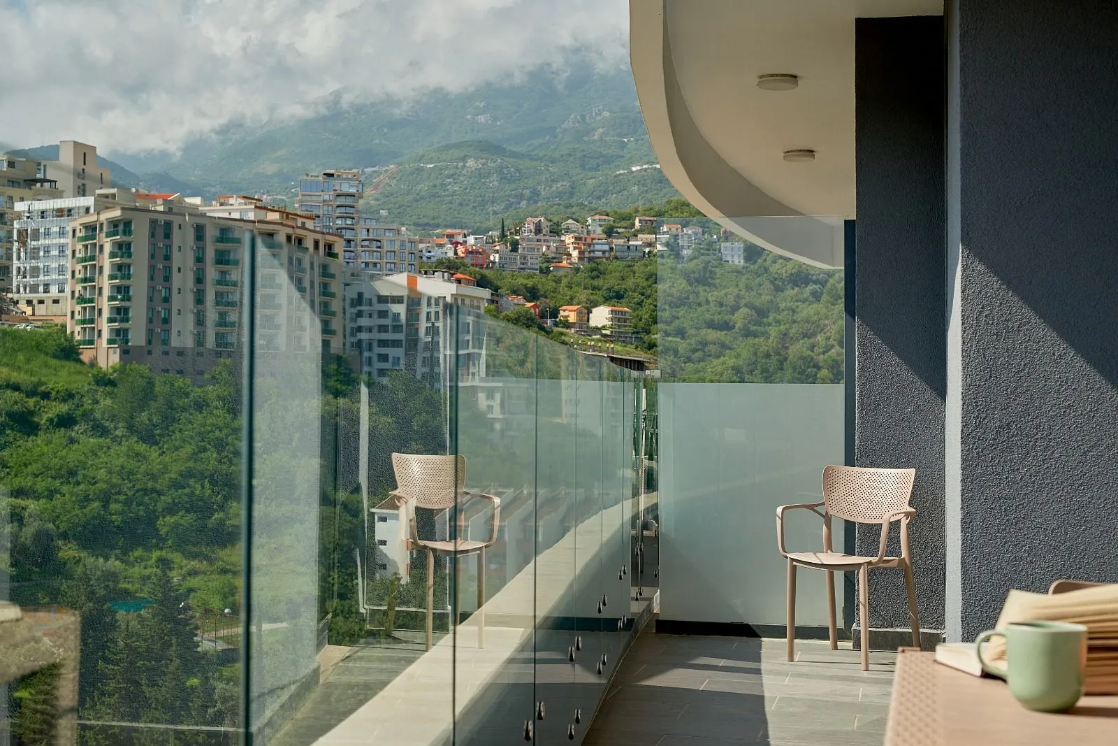 Sale, two bedroom apartment, 67m², Bečići, Budva
