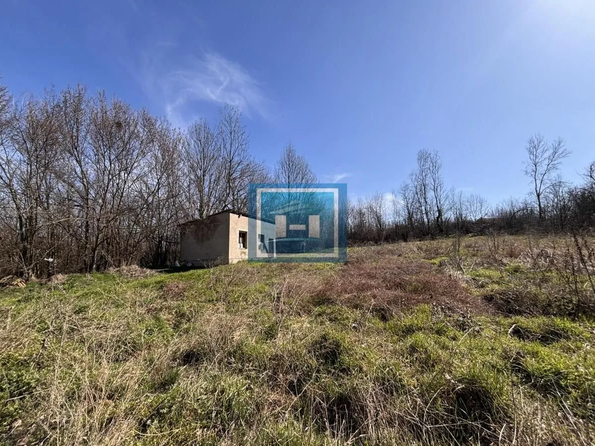 Prodaja, kuća, 360m², Šantarovac, Jagodina