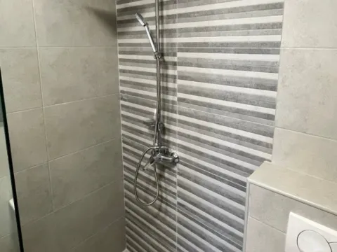 Rent, one bedroom apartment, 40m², Radanovići, Kotor - image 9