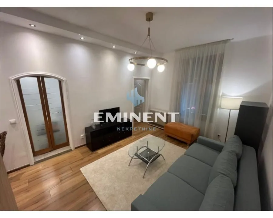 Rent, apartment, 42m², Stari Grad, Beograd