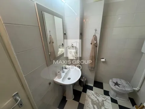Izdavanje, trosoban stan, 64m², Stari Grad, Beograd - image 10