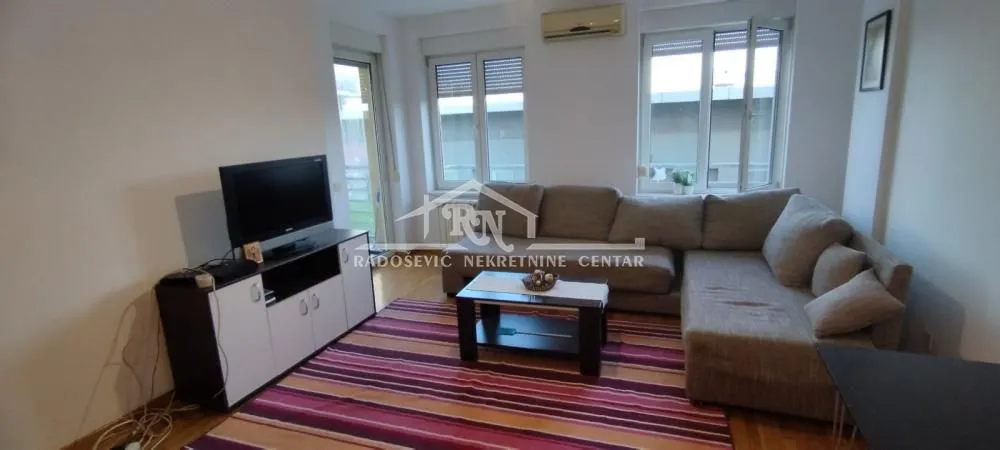 Rent, two bedroom apartment, 45m², Novi Beograd Blok 63, Novi Beograd Sve Podlokacije