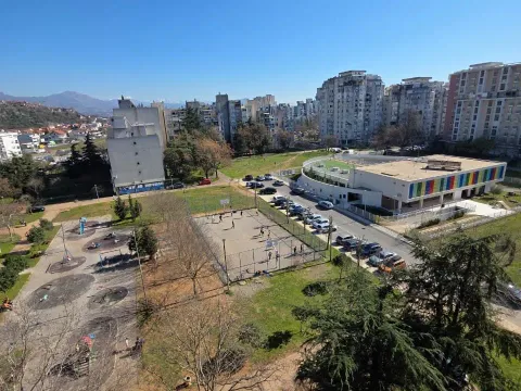 Prodaja, trosoban stan, 95m², Blok 9, Podgorica - image 7