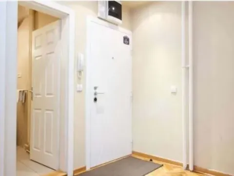 Izdavanje, dvosoban stan, 44m², Stari Grad, Beograd - image 19