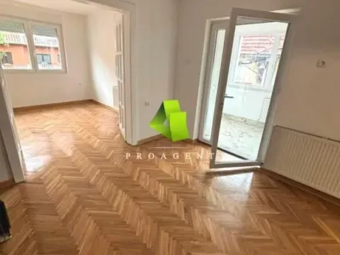 Izdavanje, poslovni prostor, 80m², Pantelej, Niš - image 5