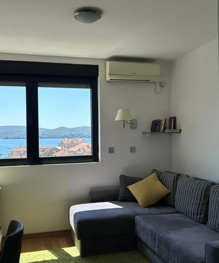 Rent, studio apartment, 25m², Tivat, Crna Gora