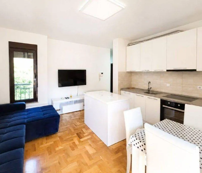 Sale, two bedroom apartment, 58m², Bečići, Budva