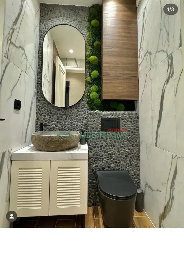Izdavanje, trosoban stan, 80m², Centar, Novi Sad