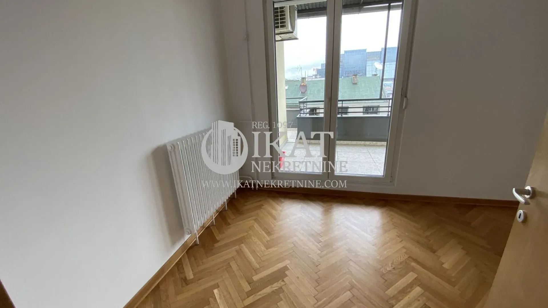 Rent, four bedroom apartment, 105m², Slavija, Vračar Sve Podlokacije