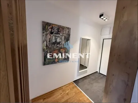 Izdavanje, trosoban stan, 56m², Južni Bulevar, Vračar Sve Podlokacije - image 8