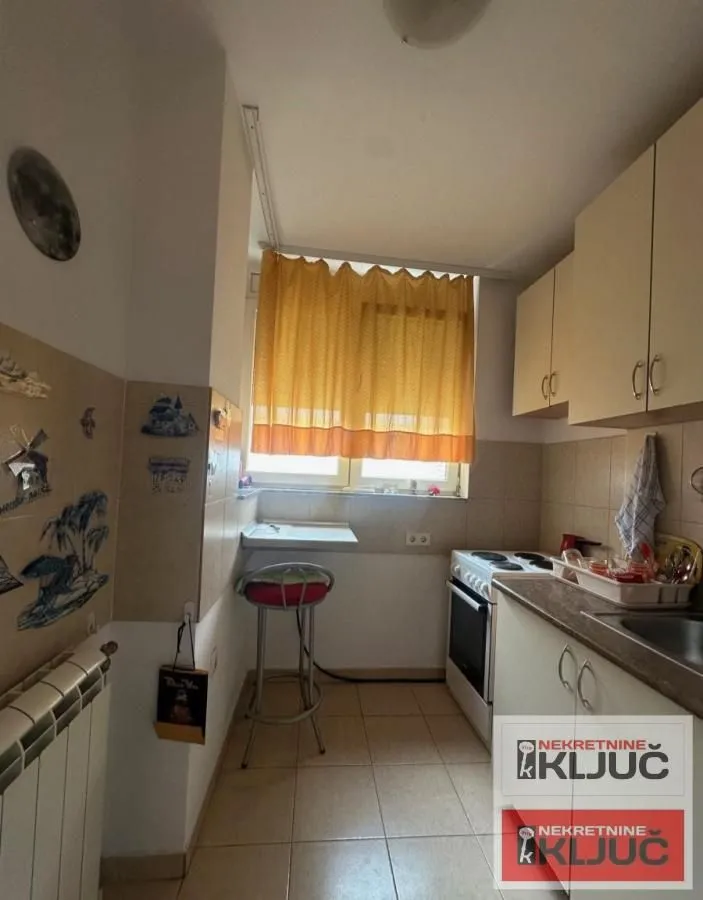 Izdavanje, jednosoban stan, 35m², Nova Detelinara, Novi Sad Sve Podlokacije